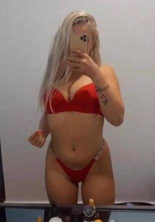 Avcılar Escort Esra İle Güzel Baştan Çıkaran Anlar